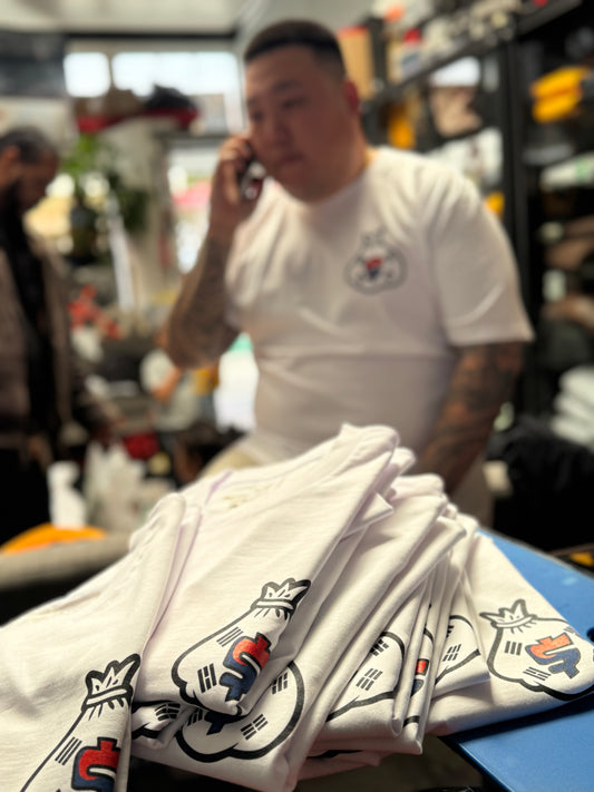KOREN MONEY BAG T-SHIRT