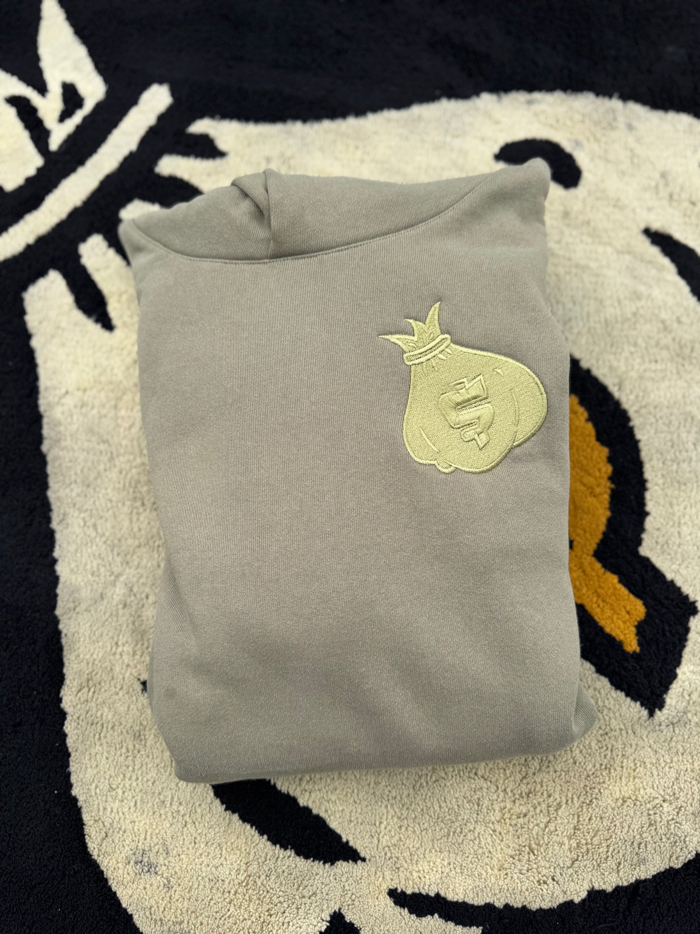 OLIVE MONEY BAG HOODY